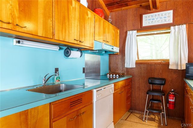 15477 Round 485, Clayton, NY 13624