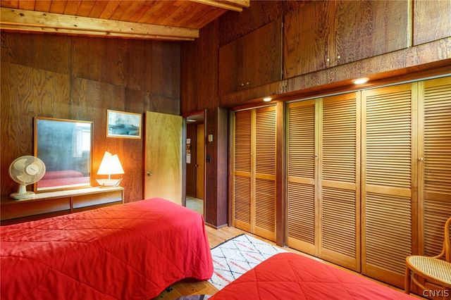 15477 Round 485, Clayton, NY 13624