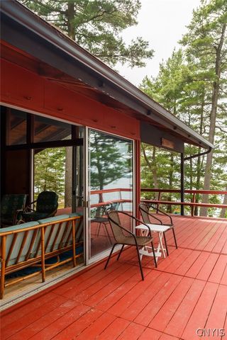 15477 Round 485, Clayton, NY 13624