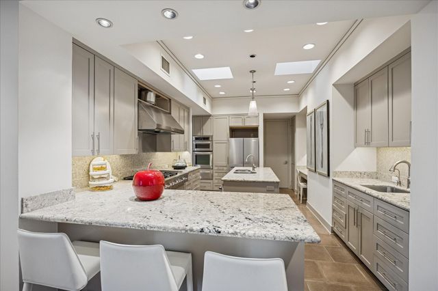 3124 Mid Lane, Houston, TX 77027