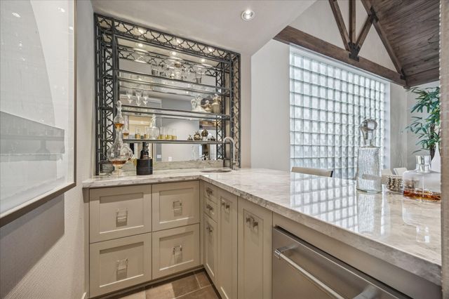 3124 Mid Lane, Houston, TX 77027