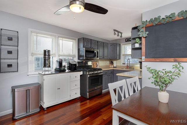 3301 Wallace Drive, Grand Island, NY 14072