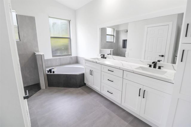 5824 NW 120th Avenue, Coral Springs, FL 33076