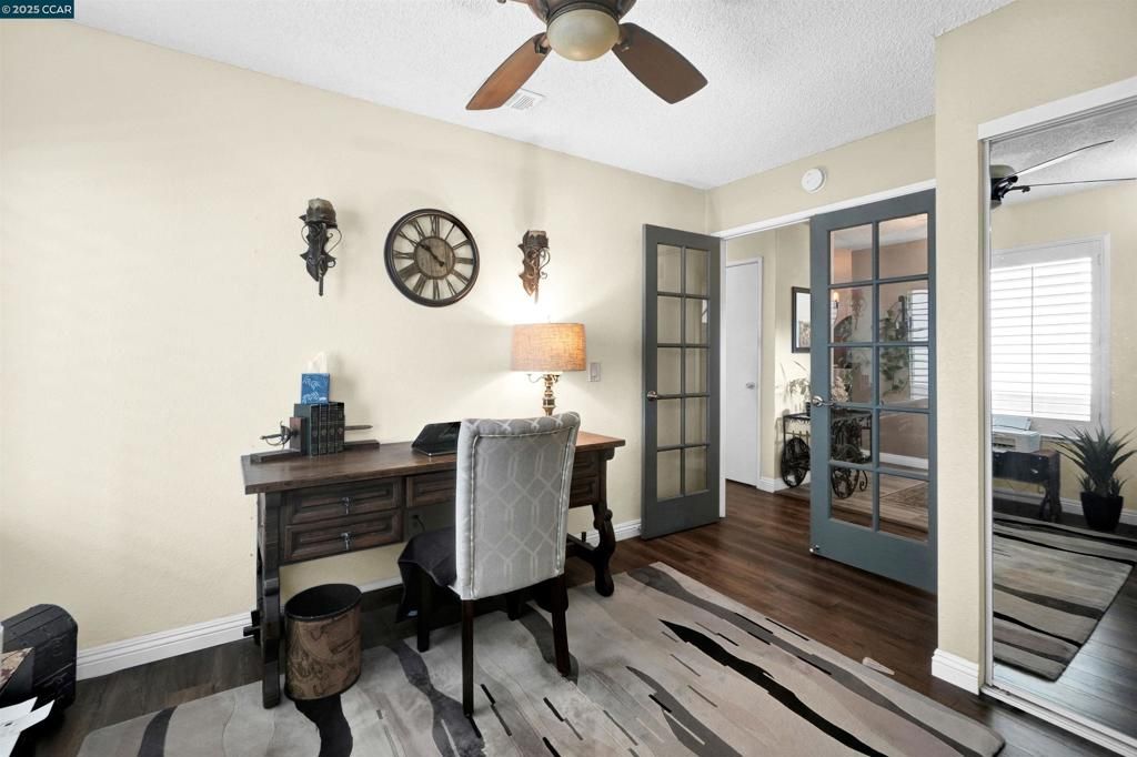 Image 11 of property listing at 256 Dartford St, Hercules, CA 94547