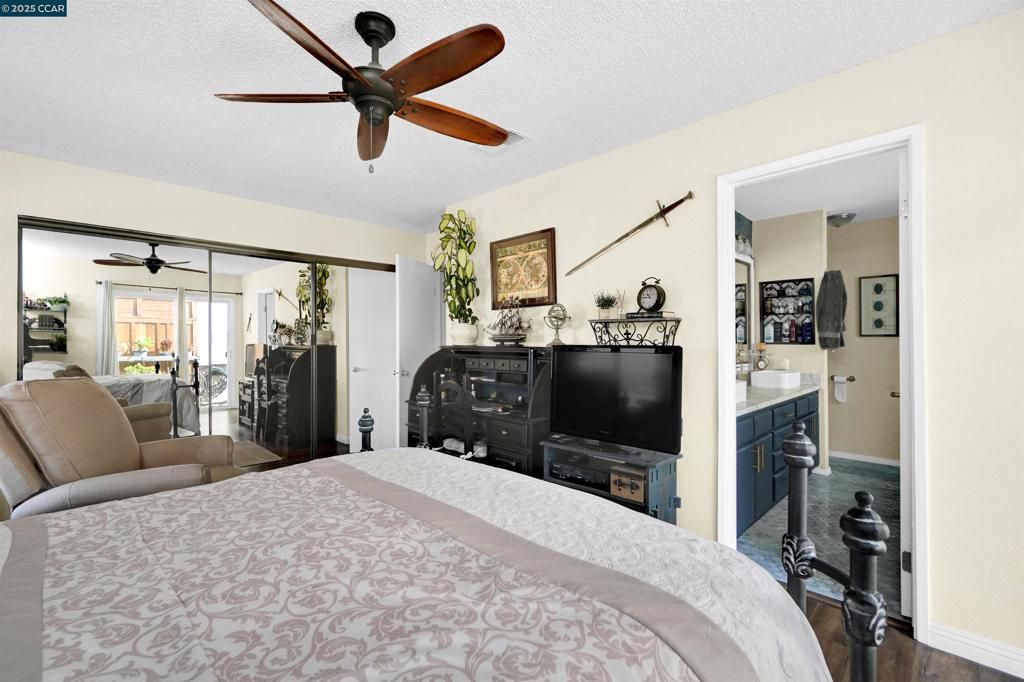 Image 27 of property listing at 256 Dartford St, Hercules, CA 94547