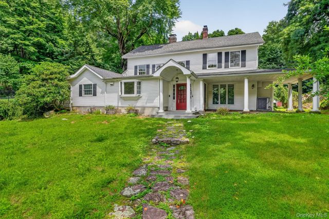 82 Shingle House Road, Millwood, NY 10546