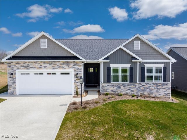 1572 Championship Circle SE, Massillon, OH 44646