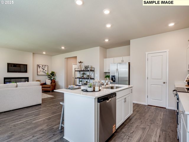 217 Nw 28TH St, Battle Ground, WA 98604