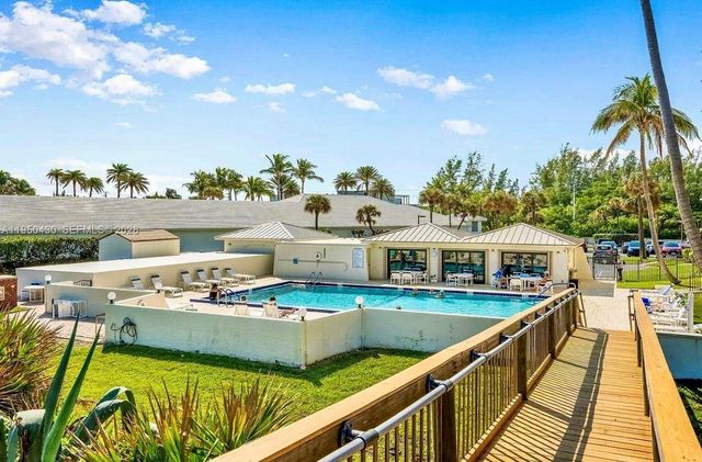 10044 S Ocean dr 105, Jensen Beach, FL 34957