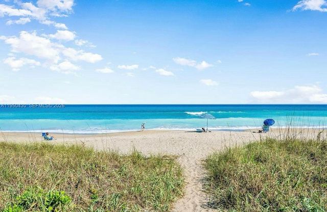 10044 S Ocean dr 105, Jensen Beach, FL 34957