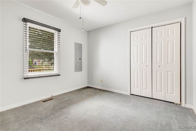 725 Cralle Ave, Tappahannock, VA 22560