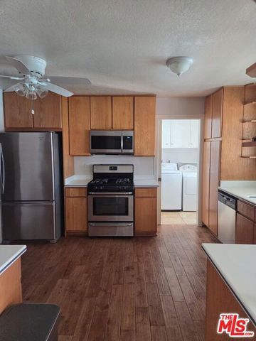 3328 Greenville Avenue, Simi Valley, CA 93063