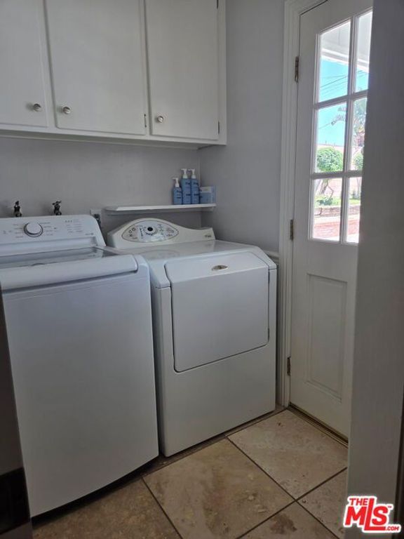 Image 23 of property listing at 3328 Greenville Avenue, Simi Valley, CA 93063
