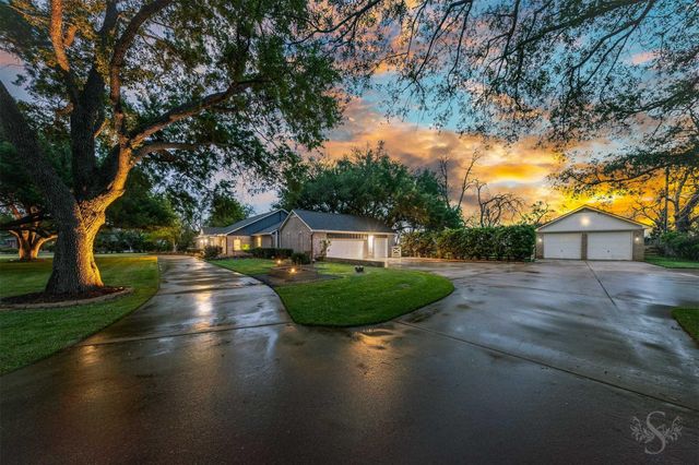 1467 Foster Lake Drive, Richmond, TX 77406