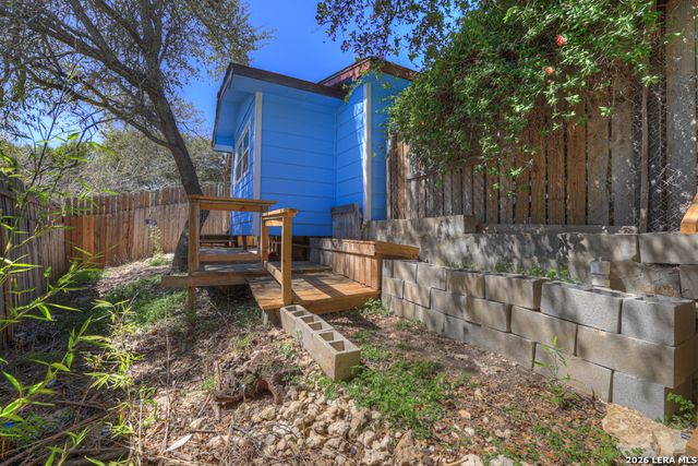 1069 Trail Pass, Canyon Lake, TX 78133