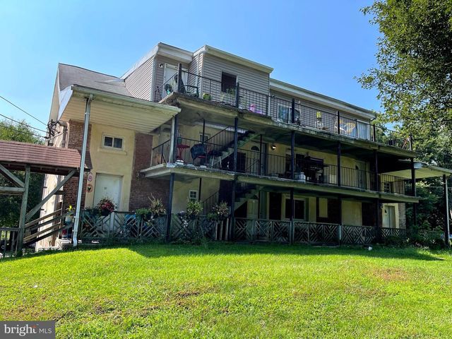 1885-1889 HABECKER RD, Columbia, PA 17512