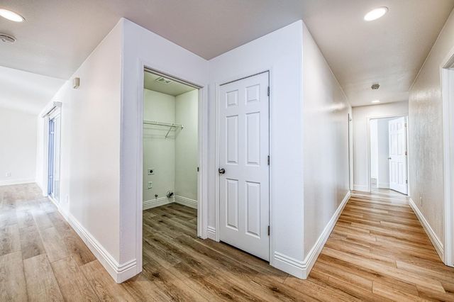 5176 W Michigan Avenue, Fresno, CA 93722