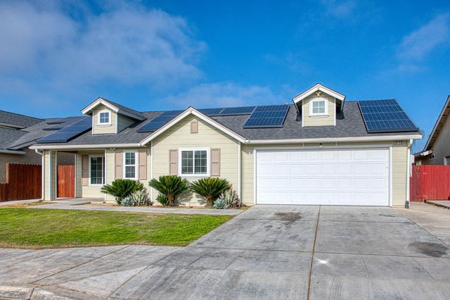 5176 W Michigan Avenue, Fresno, CA 93722