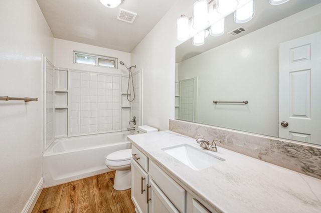 5176 W Michigan Avenue, Fresno, CA 93722