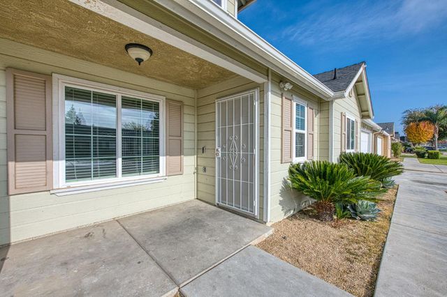 5176 W Michigan Avenue, Fresno, CA 93722