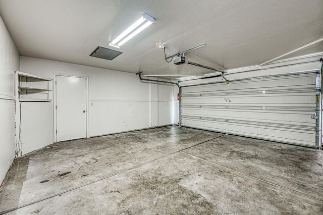 5176 W Michigan Avenue, Fresno, CA 93722