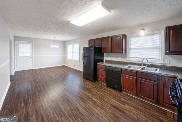 1481 Smokehouse Lane, Stone Mountain, GA 30088