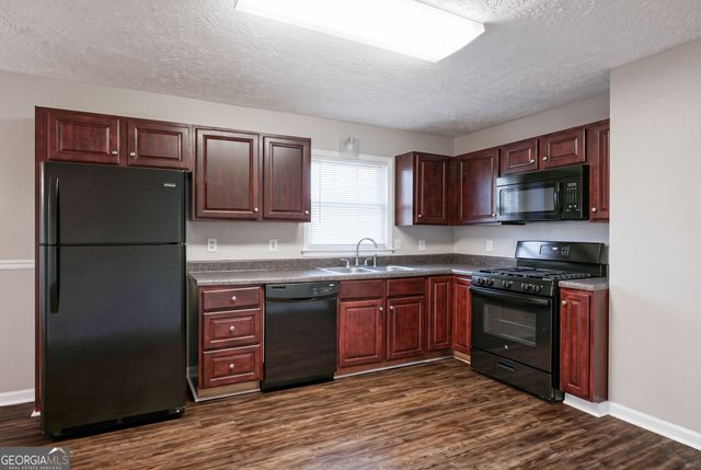 1481 Smokehouse Lane, Stone Mountain, GA 30088