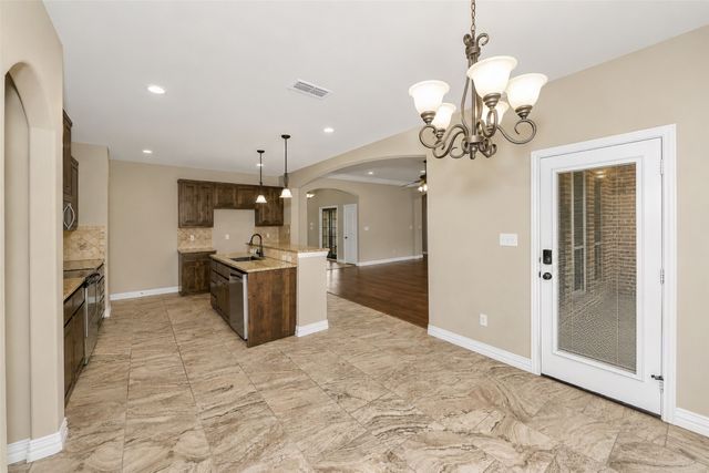 173 Whitetail Drive, Willow Park, TX 76008