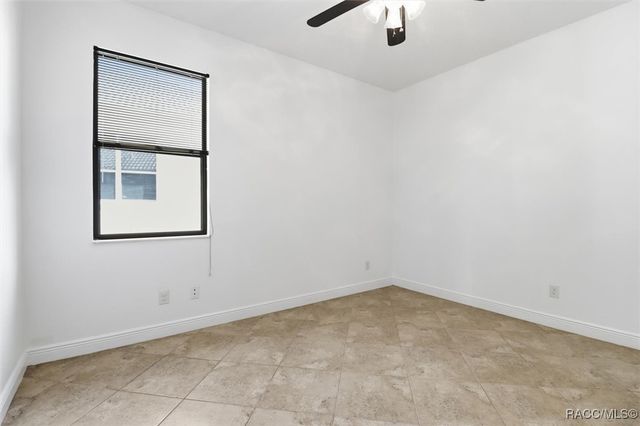 1027 W Skyview Crossing Drive, Hernando, FL 34442