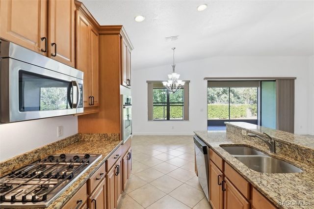 1027 W Skyview Crossing Drive, Hernando, FL 34442