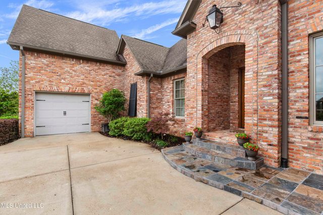 165 Ironwood Plantation Boulevard, Madison, MS 39110