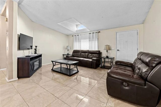 27947 Highway 119, Taft, CA 93268