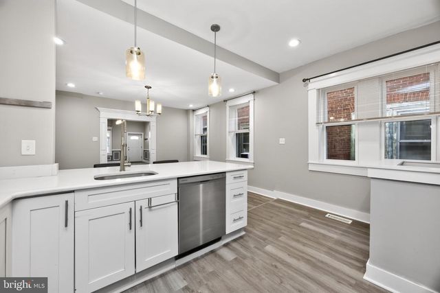 5532 CEDAR AVE, Philadelphia, PA 19143