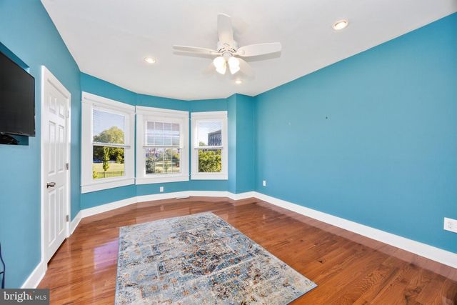5532 CEDAR AVE, Philadelphia, PA 19143