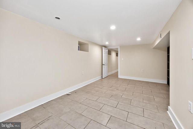 5532 CEDAR AVE, Philadelphia, PA 19143