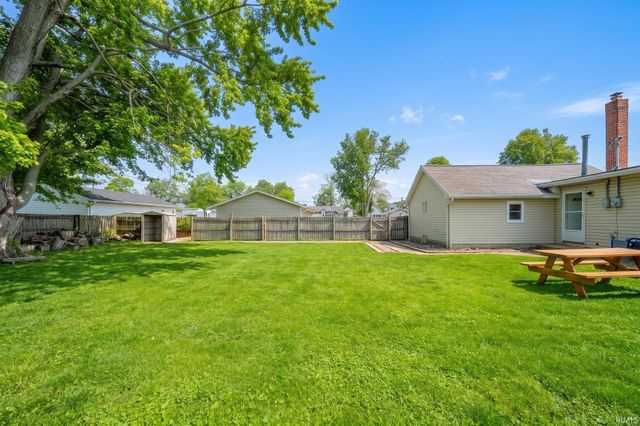 618 S 17Th Street, Elwood, IN 46036