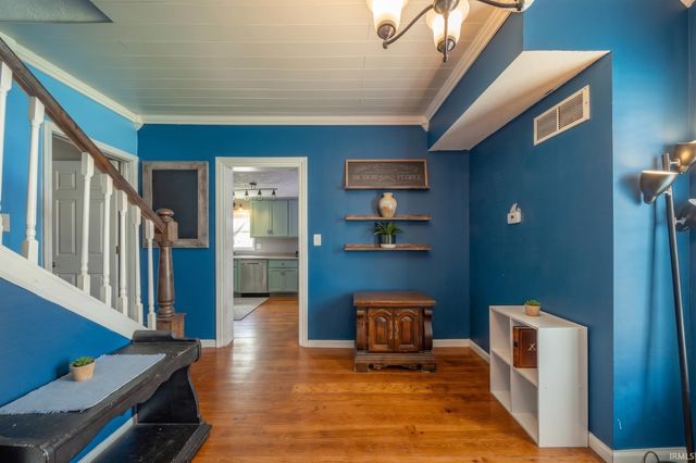 618 S 17Th Street, Elwood, IN 46036