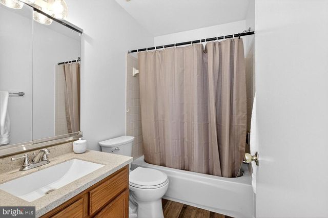 8 GALENA CT, Sicklerville, NJ 08081