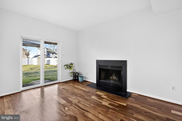 8 GALENA CT, Sicklerville, NJ 08081