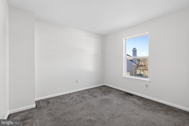 8 GALENA CT, Sicklerville, NJ 08081