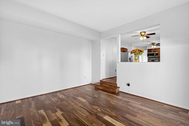 8 GALENA CT, Sicklerville, NJ 08081