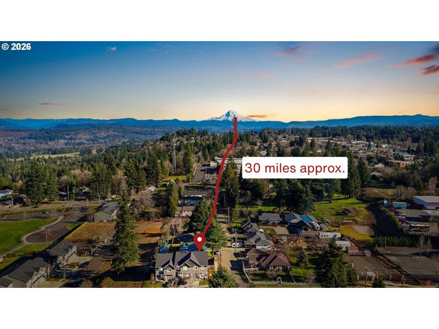 16994 UNIVERSITY Ave, Sandy, OR 97055
