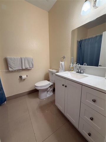 2361 NW 96th Terrace 18H, Pembroke Pines, FL 33024