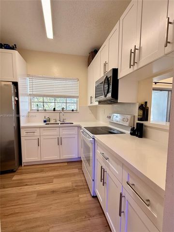 2361 NW 96th Terrace 18H, Pembroke Pines, FL 33024