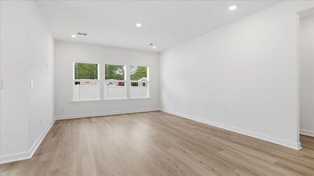 209 Evergreen St., Longs, SC 29568