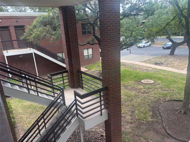11824 Jollyville RD 502, Austin, TX 78759