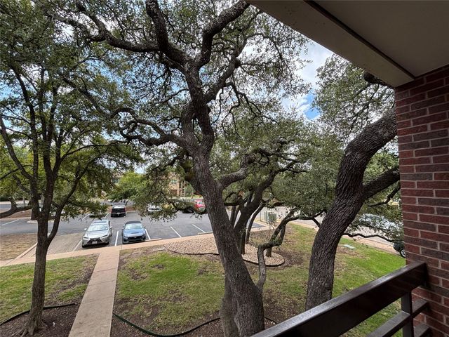 11824 Jollyville RD 502, Austin, TX 78759