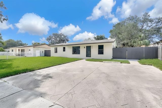 19720 NW 33rd Ave, Miami Gardens, FL 33056