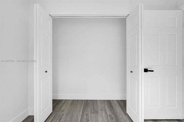 19720 NW 33rd Ave, Miami Gardens, FL 33056