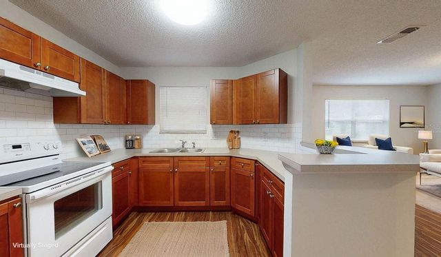 3113 GORDON COURT, Tampa, FL 33619